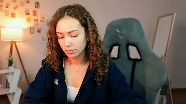 Snapshot of nexorine chatting on April 4, 2026, 6:42 am nexorine online show from April 4, 2026, 6:42 am