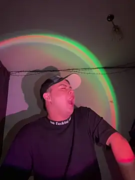 Snapshot of andresmahecha777 chatting on February 25, 2026, 5:29 am andresmahecha777 online show from February 25, 2026, 5:29 am