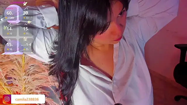 Snapshot of _camilaa chatting on February 20, 2026, 8:33 pm camilaa online show from February 20, 2026, 8:33 pm