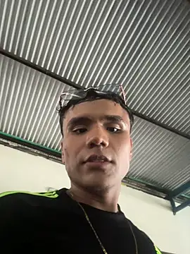 CreamKingg online show from April 6, 2026, 8:21 pm