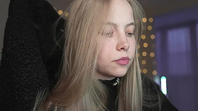 Appr0ved  online show from February 13, 2026, 3:01 pm