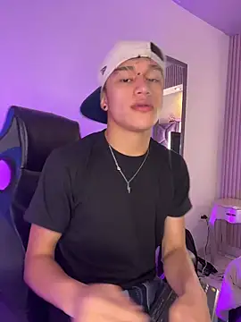 Dominik Souza online show from April 17, 2026, 8:22 pm