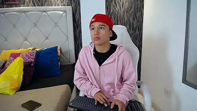 Dominik Souza online show from February 6, 2026, 1:18 pm