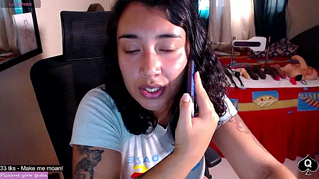 Robin H00t 2 online show from February 26, 2026, 7:36 pm