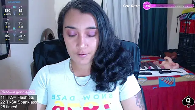 Robin H00t 2 online show from May 16, 2026, 10:53 pm