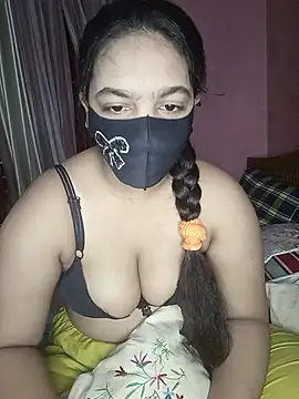 Snapshot of Ms-Nusrat chatting on May 13, 2026, 4:36 pm Ms-Nusrat online show from May 13, 2026, 4:36 pm