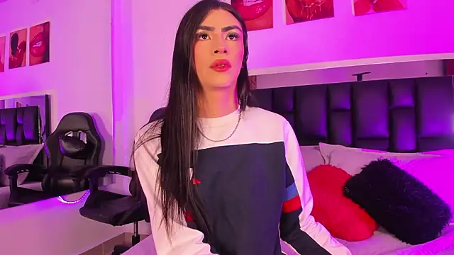 Isabella Moon9 online show from February 22, 2026, 12:29 pm