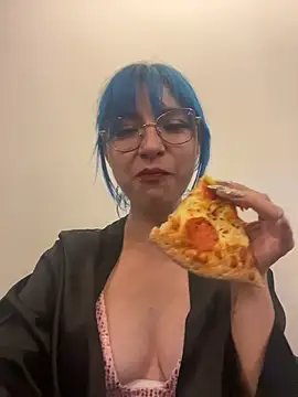 lilith rr online show from March 28, 2026, 4:24 am