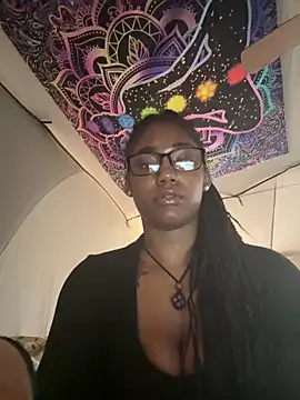 Snapshot of Ebonythroat777 chatting on April 7, 2026, 11:39 pm Ebonythroat777 online show from April 7, 2026, 11:39 pm