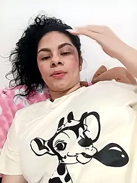 luna pinky online show from February 2, 2026, 7:13 pm