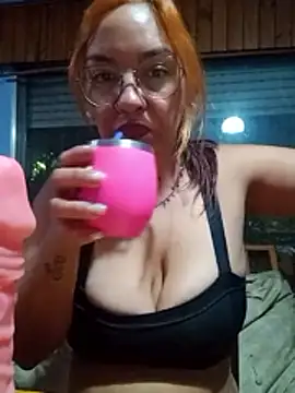 Snapshot of kuramaqueen chatting on March 31, 2026, 5:53 am kuramaqueen online show from March 31, 2026, 5:53 am