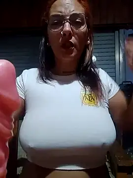 Snapshot of kuramaqueen chatting on April 12, 2026, 7:44 am kuramaqueen online show from April 12, 2026, 7:44 am