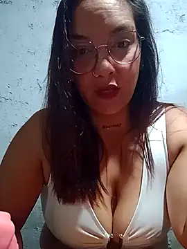 Snapshot of kuramaqueen chatting on March 5, 2026, 2:41 am kuramaqueen online show from March 5, 2026, 2:41 am