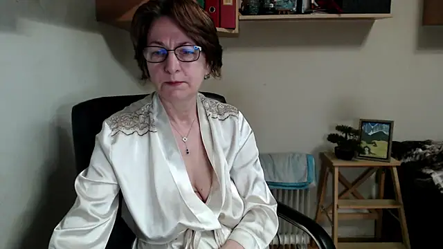 Snapshot of katemodel chatting on May 7, 2026, 6:17 am katemodel online show from May 7, 2026, 6:17 am