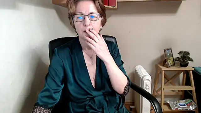 Snapshot of katemodel chatting on February 15, 2026, 7:51 am katemodel online show from February 15, 2026, 7:51 am