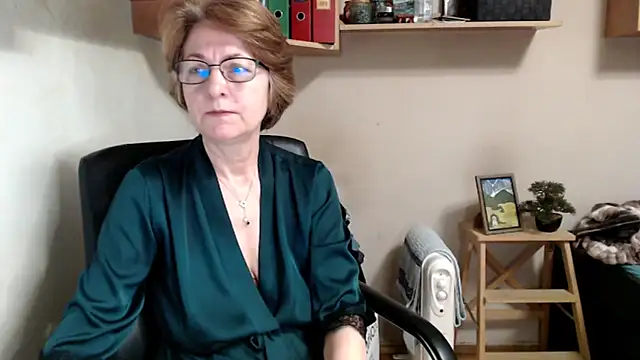 Snapshot of katemodel chatting on March 27, 2026, 6:33 am katemodel online show from March 27, 2026, 6:33 am