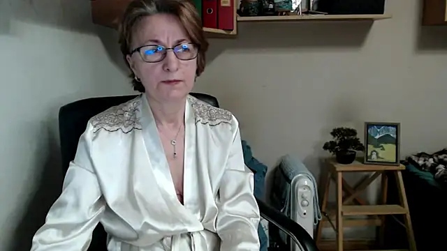 Snapshot of katemodel chatting on April 3, 2026, 7:26 am katemodel online show from April 3, 2026, 7:26 am