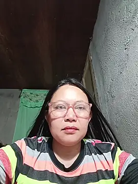 Snapshot of hotpinay_45 chatting on April 7, 2026, 4:25 am hotpinay 45 online show from April 7, 2026, 4:25 am