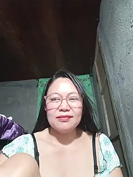 Snapshot of hotpinay_45 chatting on April 20, 2026, 11:46 am hotpinay 45 online show from April 20, 2026, 11:46 am