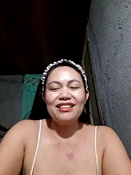 Snapshot of hotpinay_45 chatting on April 29, 2026, 7:23 am hotpinay 45 online show from April 29, 2026, 7:23 am