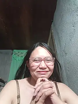 Snapshot of hotpinay_45 chatting on April 22, 2026, 12:12 pm hotpinay 45 online show from April 22, 2026, 12:12 pm