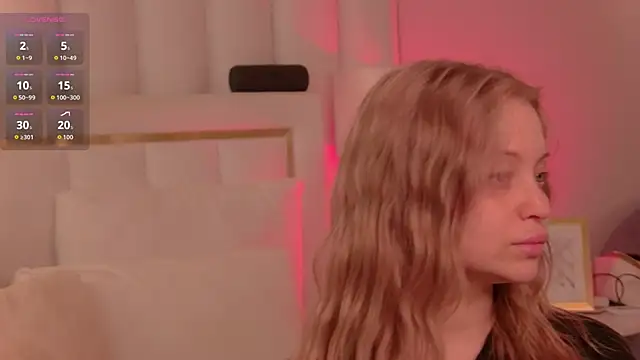 MollyHilton online show from March 24, 2026, 5:57 pm