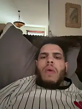 Snapshot of hotbofdad chatting on February 12, 2026, 7:35 pm hotbofdad online show from February 12, 2026, 7:35 pm