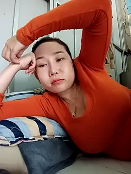 Ana-love2026 online show from April 15, 2026, 12:49 am