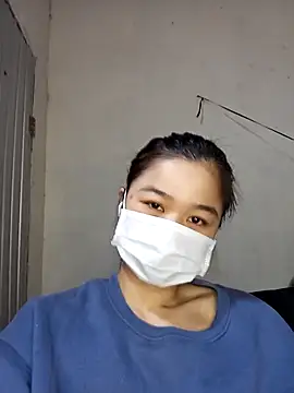 Daisy-lusia2026 online show from April 12, 2026, 9:51 pm