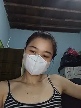 Snapshot of Daisy-lusia2026 chatting on May 23, 2026, 11:04 pm Daisy-lusia2026 online show from May 23, 2026, 11:04 pm