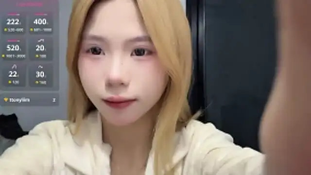 Snapshot of F-Qing chatting on March 4, 2026, 10:34 am F-Qing online show from March 4, 2026, 10:34 am