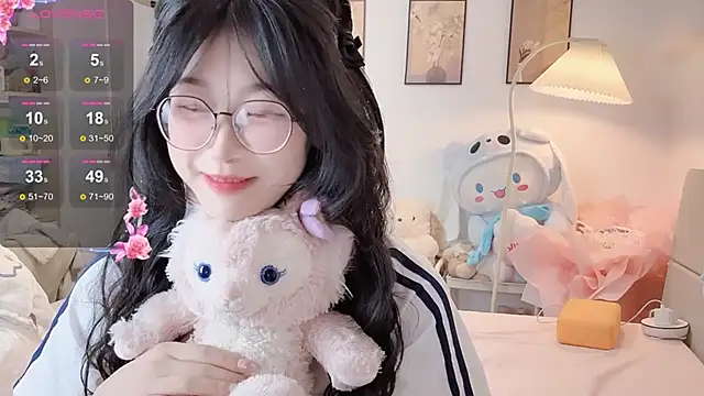 Luminous4173 online show from February 26, 2026, 8:47 am