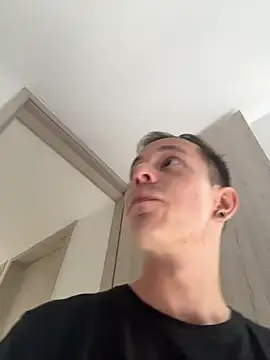 AxelMuller online show from February 18, 2026, 2:13 pm