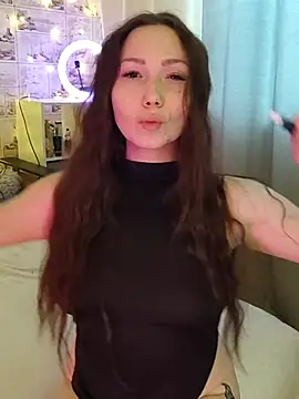  strawberry moon  online show from February 27, 2026, 10:37 am