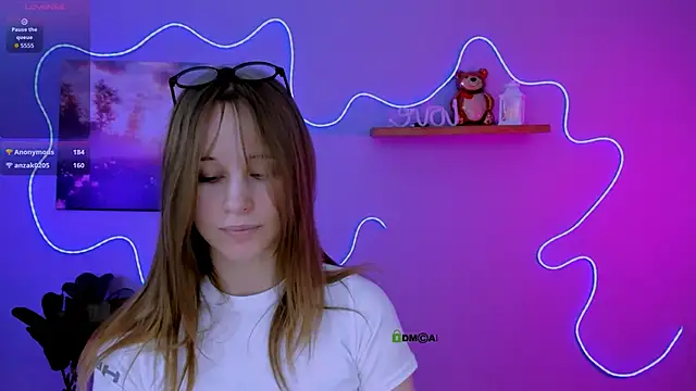 Snapshot of eira_mouse chatting on March 1, 2026, 1:00 pm eira mouse online show from March 1, 2026, 1:00 pm