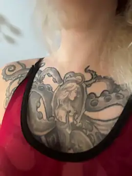 Snapshot of BlondeDoll_ chatting on February 17, 2026, 5:16 am BlondeDoll online show from February 17, 2026, 5:16 am