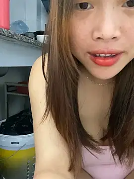 Emxinhka1 online show from July 17, 2026, 3:48 am