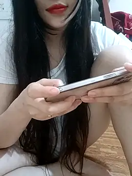 Snapshot of Moe-moex chatting on February 5, 2026, 3:46 am Moe-moex online show from February 5, 2026, 3:46 am