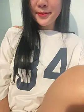 hotgirl-sexy online show from April 30, 2026, 12:50 am