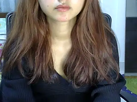 Maaya khan online show from March 5, 2026, 4:36 pm