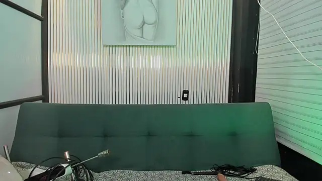 VenusColeman  online show from February 23, 2026, 9:04 pm