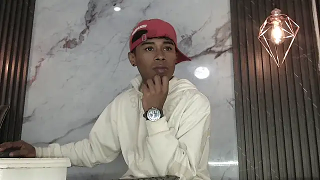 TonnyMarck online show from March 7, 2026, 2:40 am