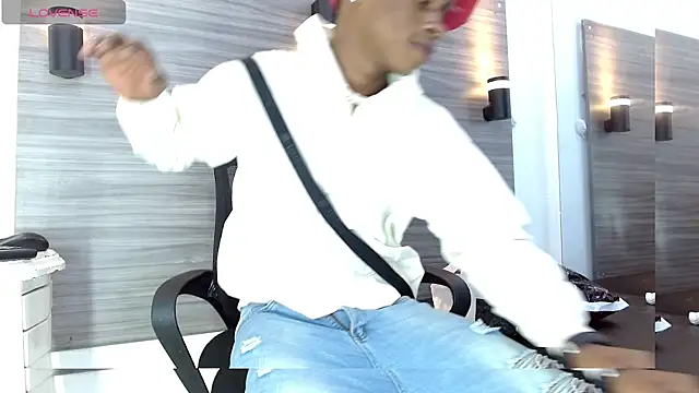 TonnyMarck online show from March 10, 2026, 2:15 am