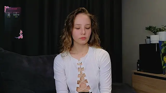 Snapshot of y0ur_sunshinee chatting on March 2, 2026, 12:22 am y0ur sunshinee online show from March 2, 2026, 12:22 am