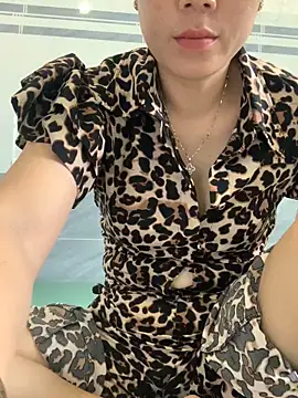 Baby-lovely69 online show from May 13, 2026, 10:33 am
