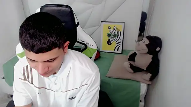 Black diamondd  online show from February 5, 2026, 2:02 pm