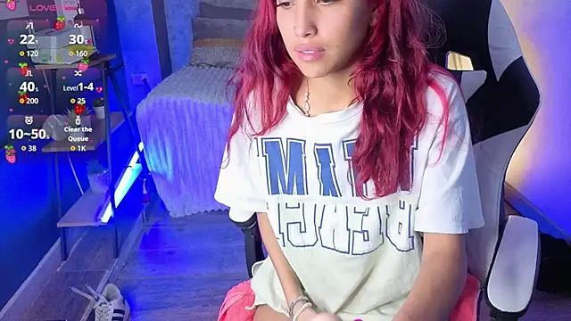 Snapshot of saphire_ chatting on July 11, 2026, 2:28 pm saphire online show from July 11, 2026, 2:28 pm