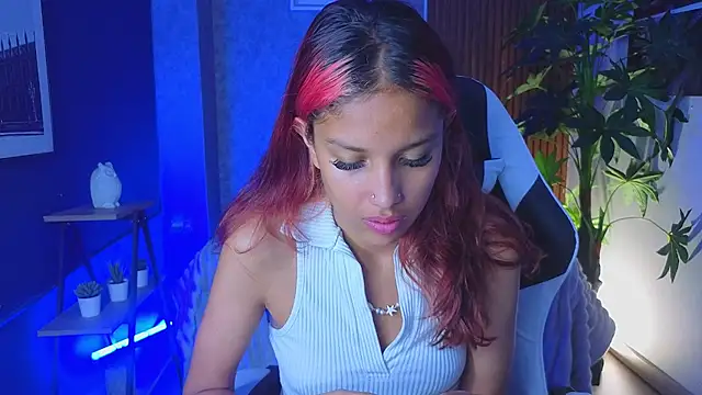 Snapshot of saphire_ chatting on June 22, 2026, 2:14 pm saphire online show from June 22, 2026, 2:14 pm