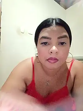 Snapshot of solene09 chatting on February 6, 2026, 5:14 am solene09 online show from February 6, 2026, 5:14 am