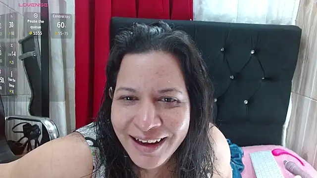 Snapshot of Camil4_milf_1 chatting on March 15, 2026, 7:21 pm Camil4 milf 1 online show from March 15, 2026, 7:21 pm